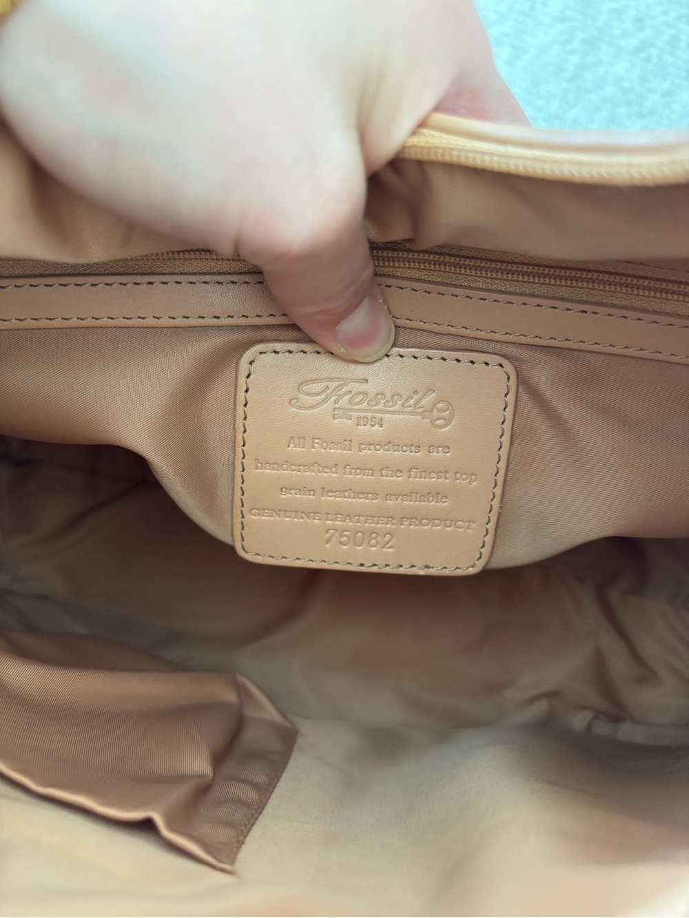 Fossil Woven Leather Bag - Picture 5 of 11